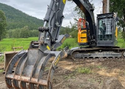 Toncar Digger in field closeup